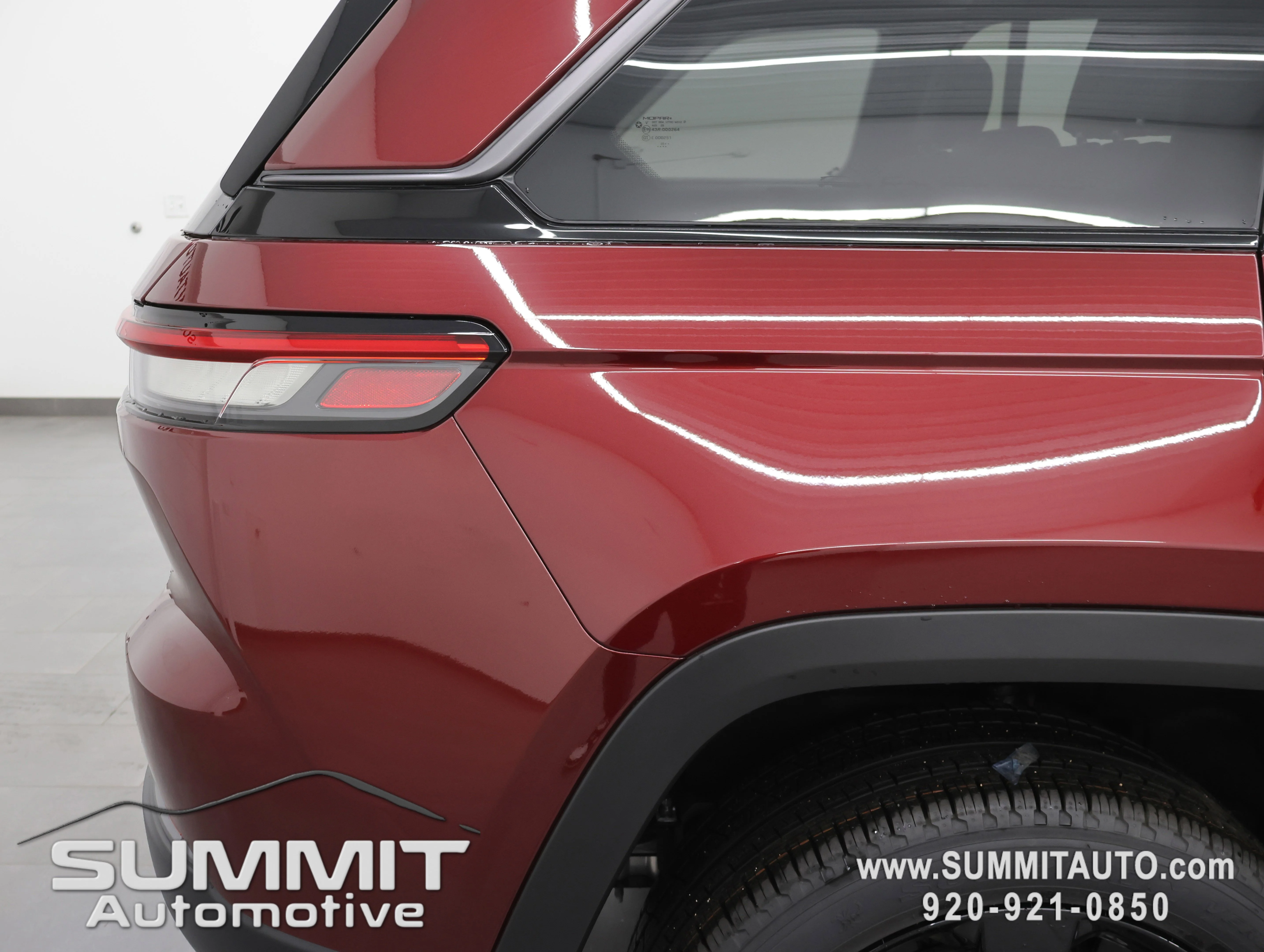 New 2026 Velvet Red Pearlcoat Jeep Limited image 24