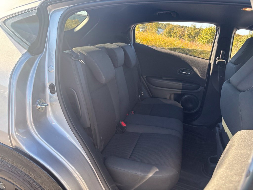 Used 2022  Honda Sport image 21