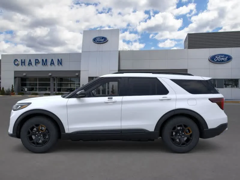 New 2026 Star White Met Tri-Coat Ford Tremor image 3