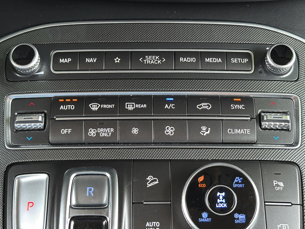 Certified Used 2023 Silver Hyundai SEL Premium image 19