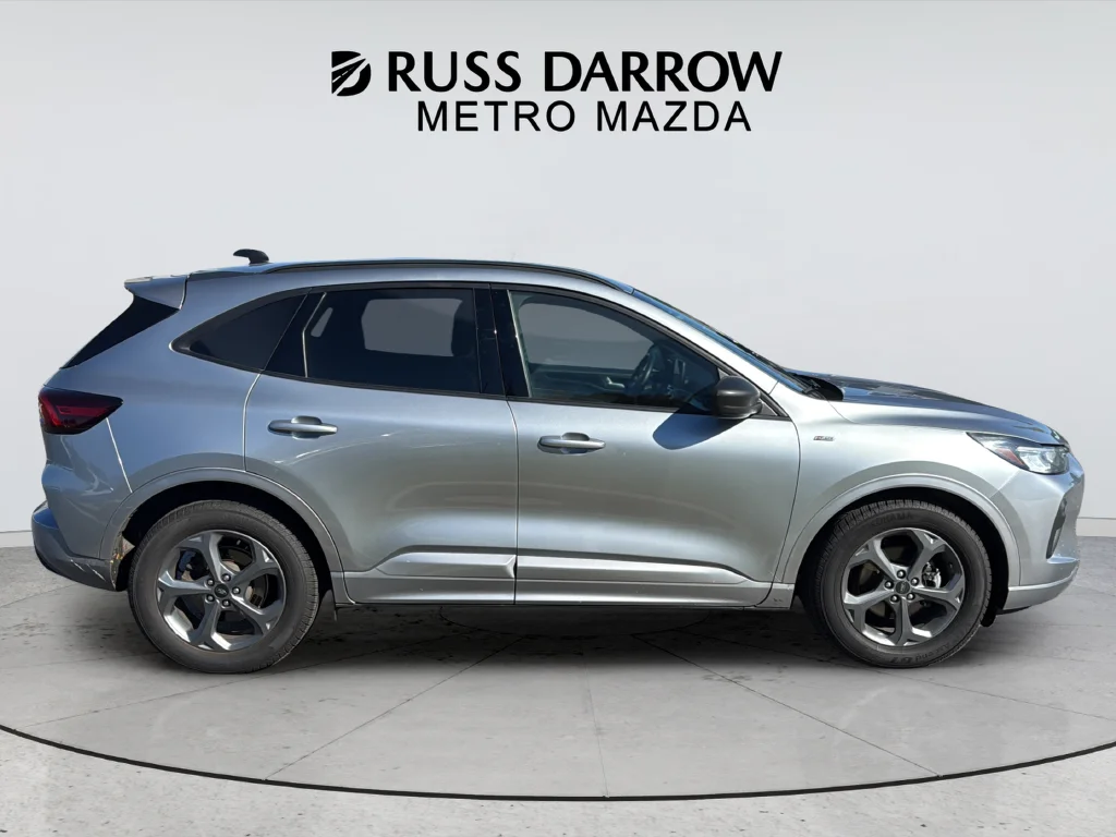 Used 2023 Silver Ford ST-Line image 6