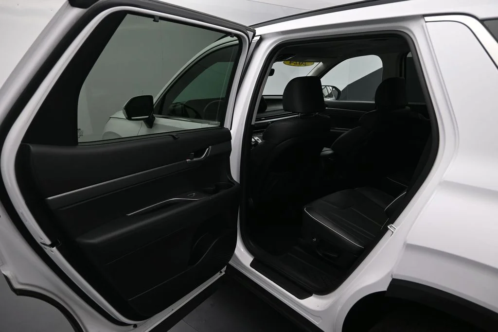 Certified Used 2024 Hyper White Hyundai XRT image 13