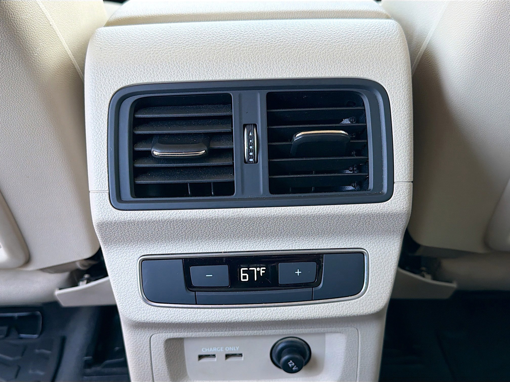 Used 2023 Ibis White Audi S line Premium image 19