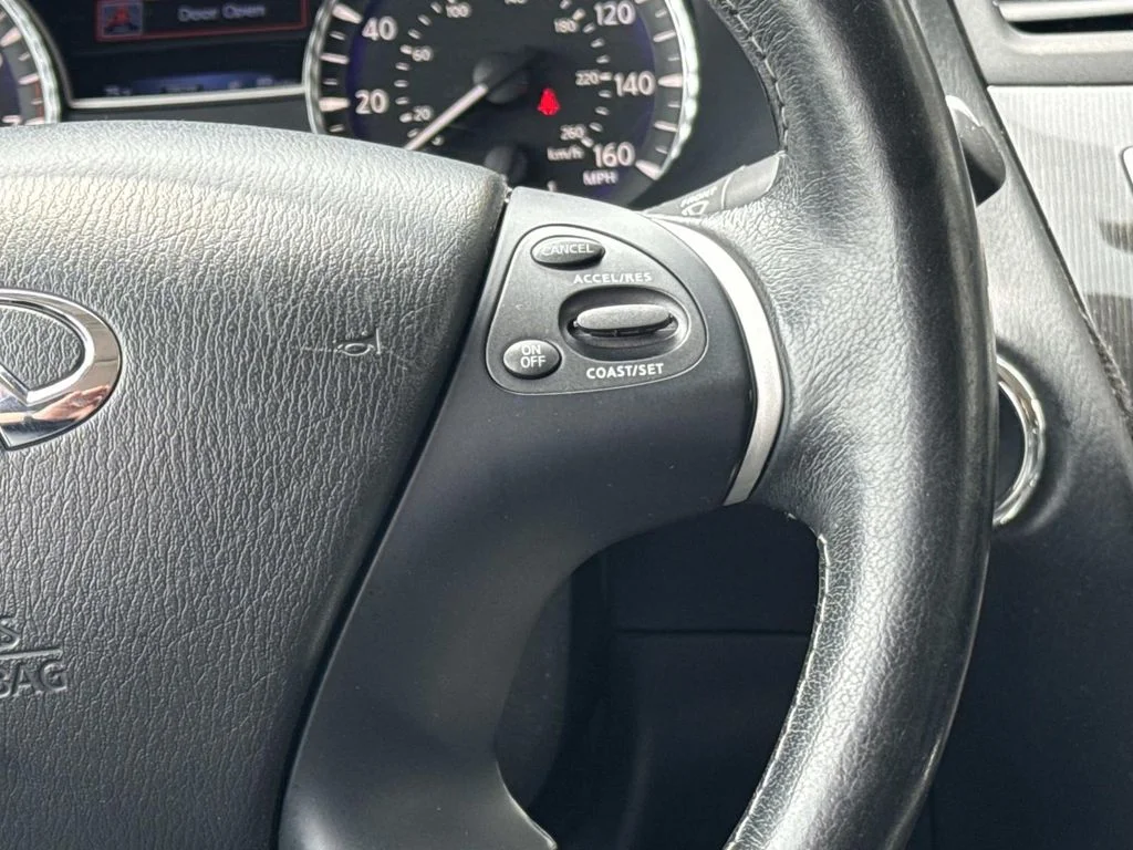 Used 2019 Black INFINITI PURE image 16