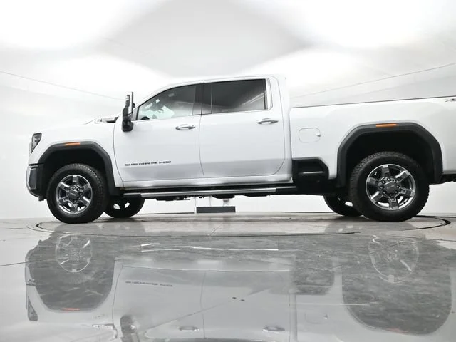 Used 2026 Summit White GMC SLT image 26