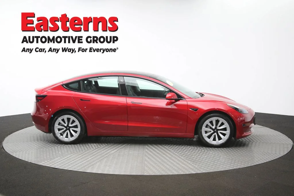Used 2021 Red Tesla Standard Range Plus image 39