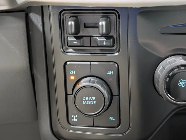 New 2026 Agate Black Metallic Ford F-250® XL image 40