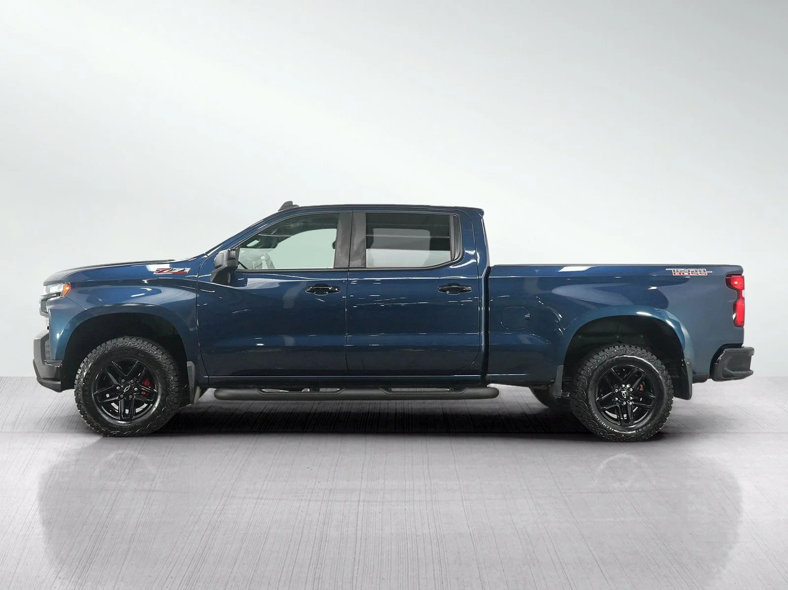 Used 2020 Chevrolet Silverado 1500 LT Trail Boss with VIN 1GCPYFED4LZ105971 for sale in Eden Prairie, Minnesota