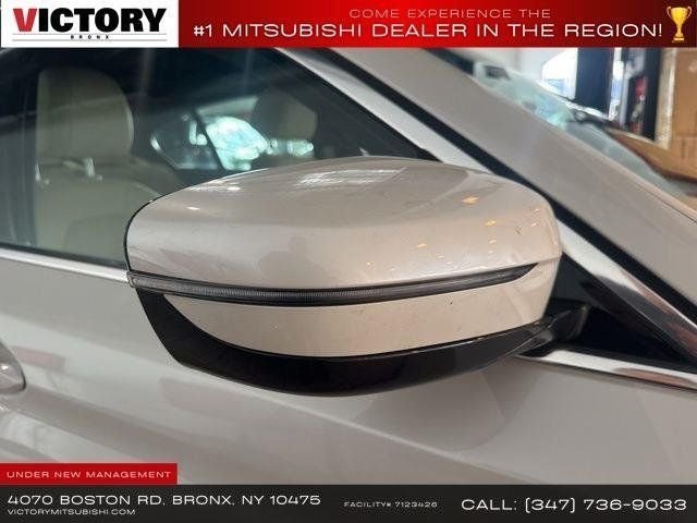 Used 2022 White BMW 530i image 11