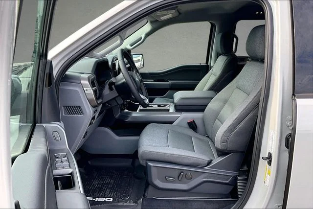 New 2026 White Ford XLT image 8