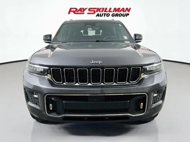 Used 2022 Gray Jeep Overland image 2