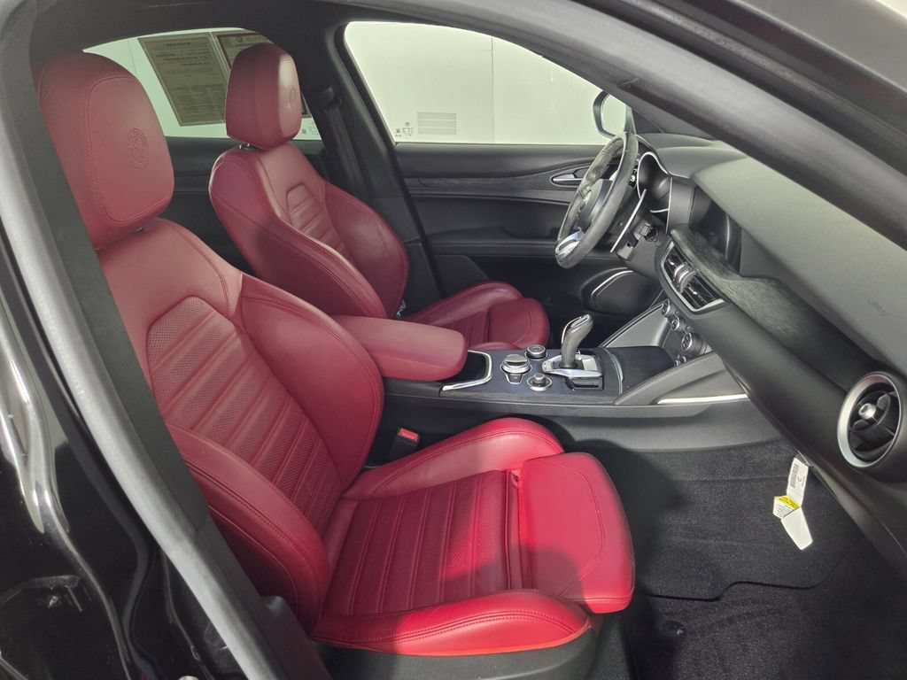 2023 Alfa Romeo Stelvio Sprint - Photo 30