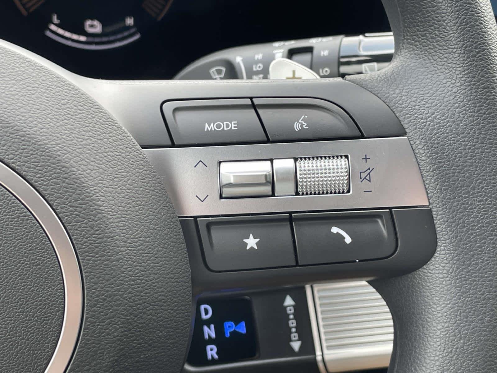 New 2026 Shimmering Silver Hyundai SE image 32