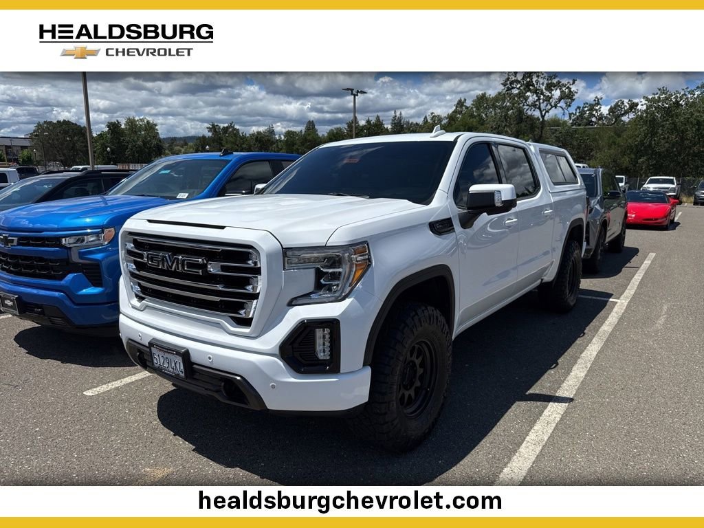 2019 GMC Sierra 4WD Crew Cab Short Box SLT's photo