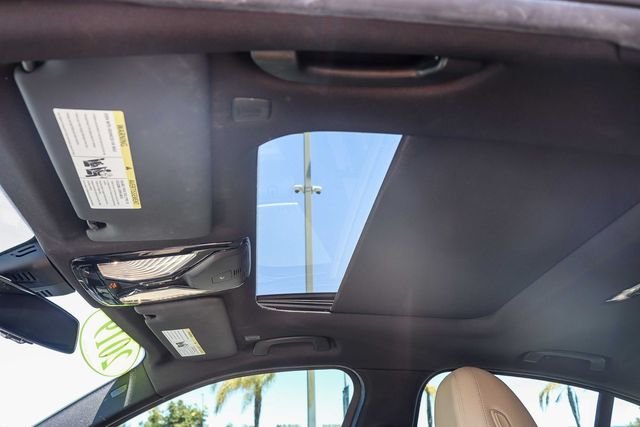 Used 2019 White BMW 330i image 28