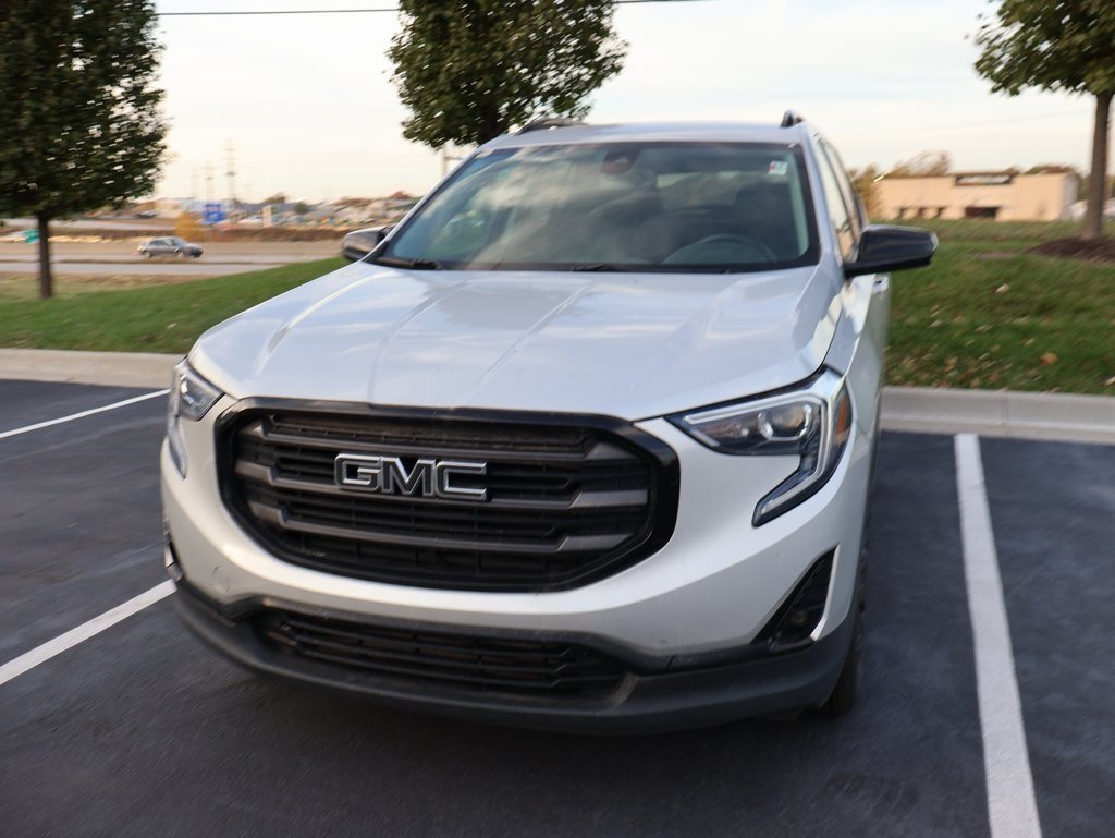 2020 Gmc Terrain SLT photo 2