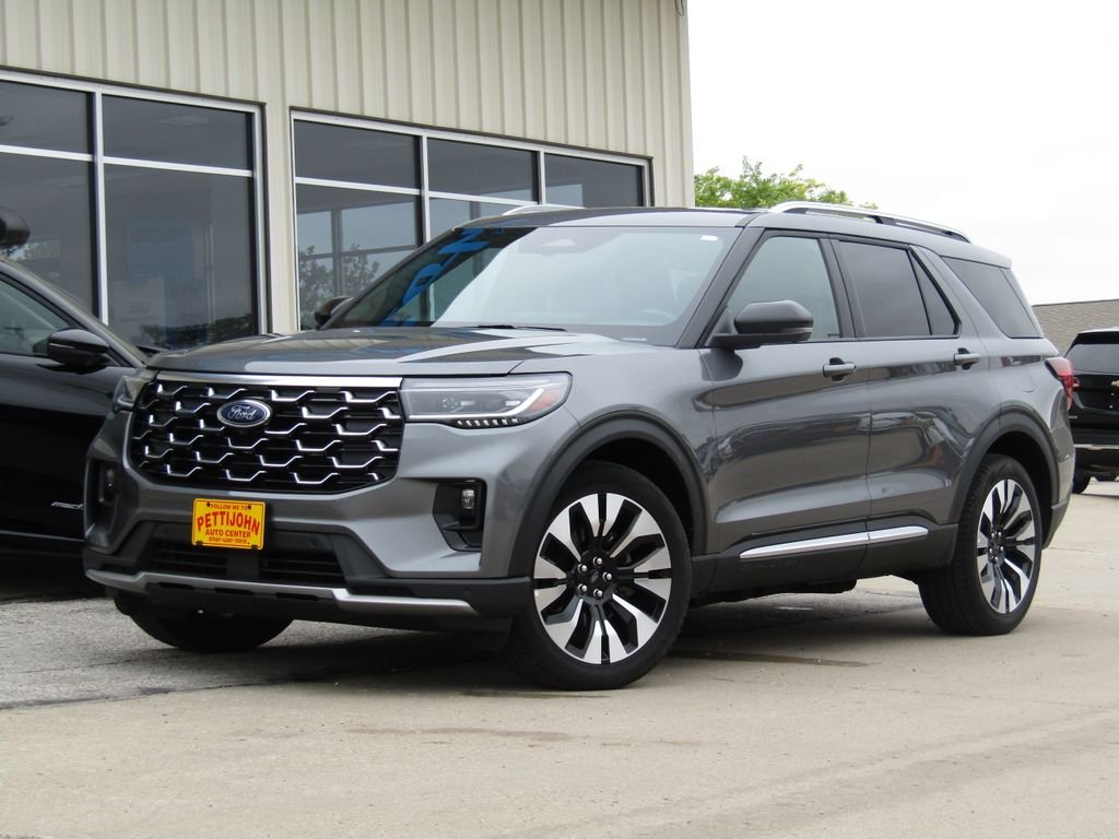 Used 2025 Gray Ford Platinum image 12