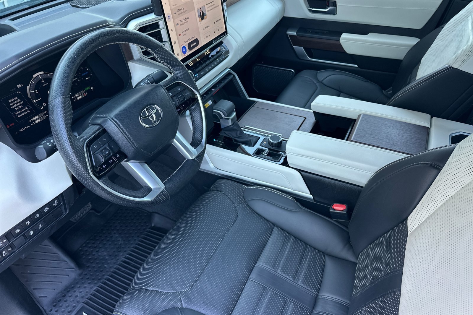 Used 2024 Magnetic Gray Metallic Toyota Capstone Hybrid image 9
