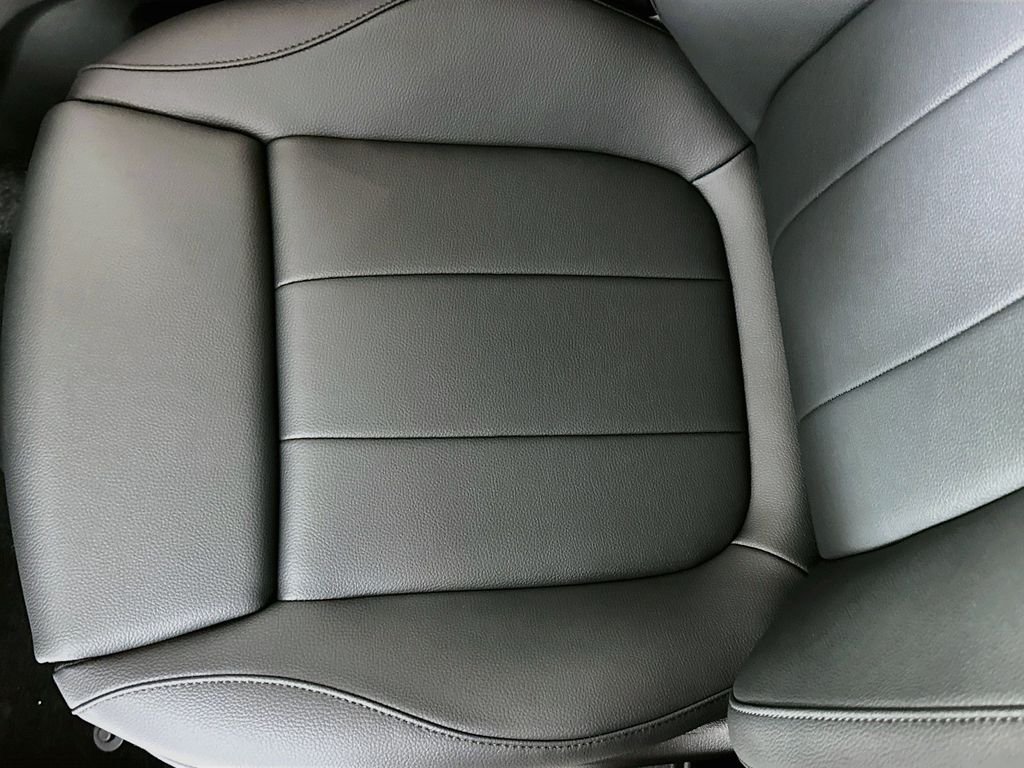 New 2026 Polar White Mercedes-Benz GLA 250 image 19