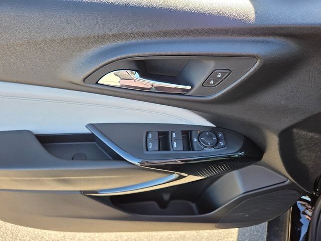 2026 Chevrolet Trax LT - Photo 9