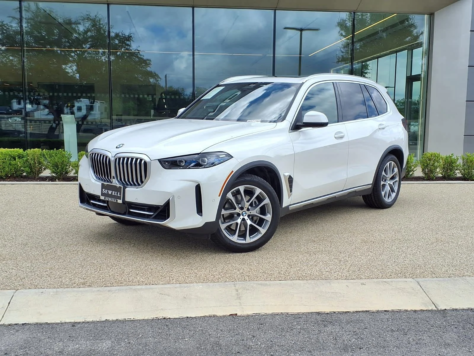 2025 BMW X5 xDrive40i's photo