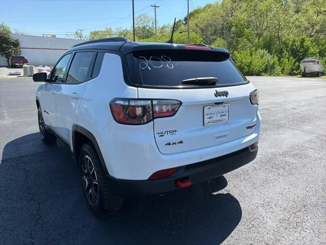 Used 2025 White Jeep Trailhawk image 5