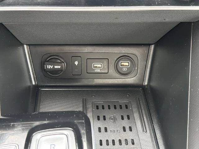 Used 2021 Red Hyundai SEL Plus image 21