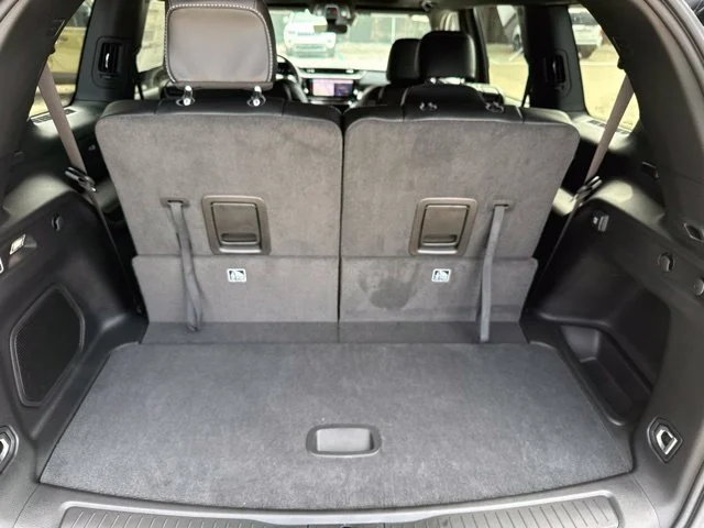 New 2027 Black Jeep Limited image 36