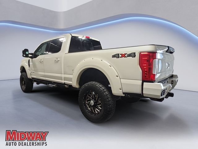 Used 2019 White Ford Lariat image 3