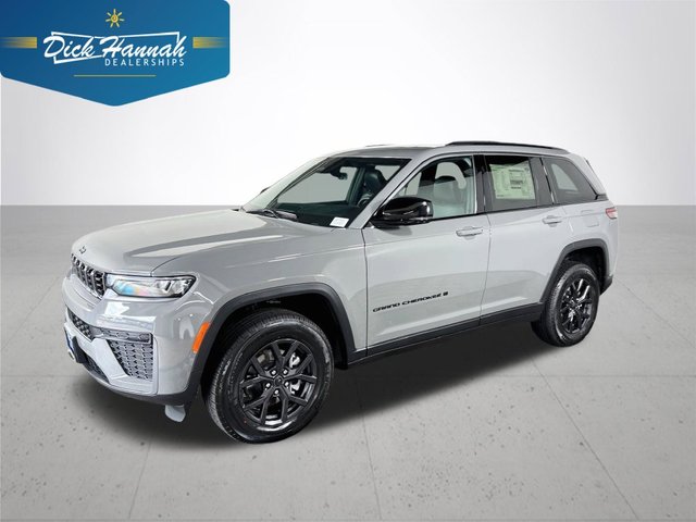 2027 Jeep Grand Cherokee Laredo Altitude