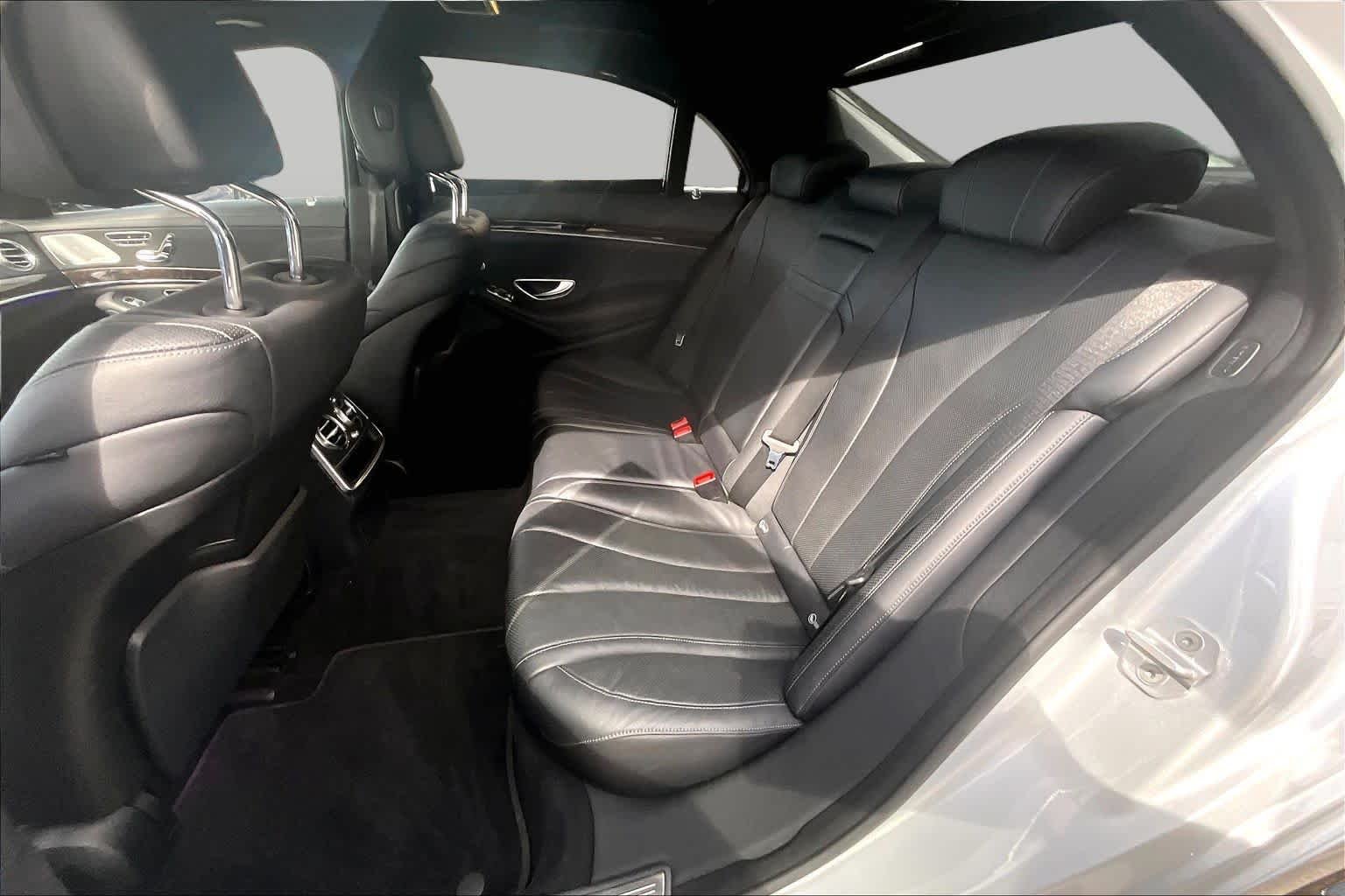 Used 2015 Iridium Silver Metallic Mercedes-Benz S 550 image 21