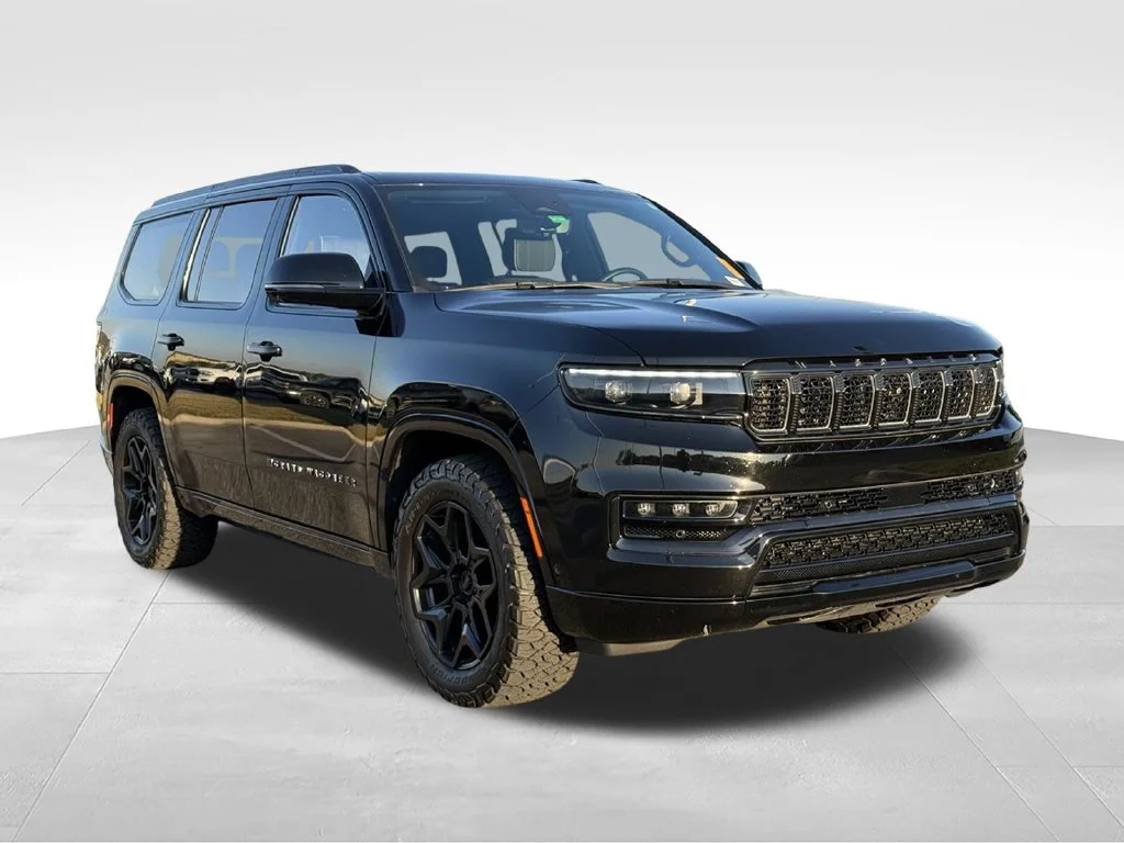 Used 2023 Black Jeep Series III image 29