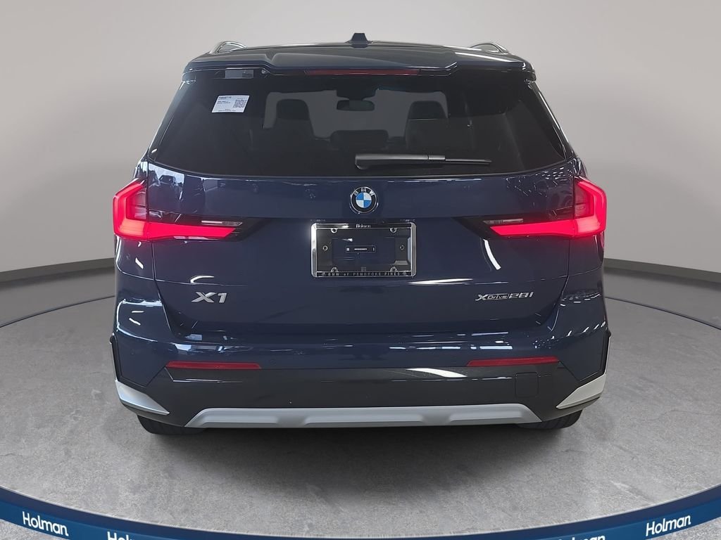 New 2026 Night Dusk Blue Metallic BMW xDrive28i image 5