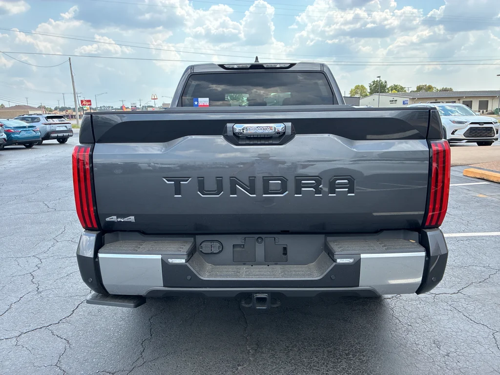 2026 Toyota Tundra Limited - Photo 7