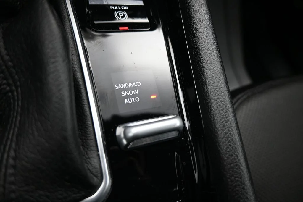 Used 2024 Black Jeep Limited image 20