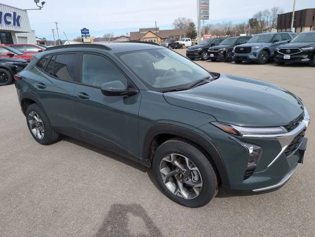 2026 Chevrolet Trax LT - Photo 10