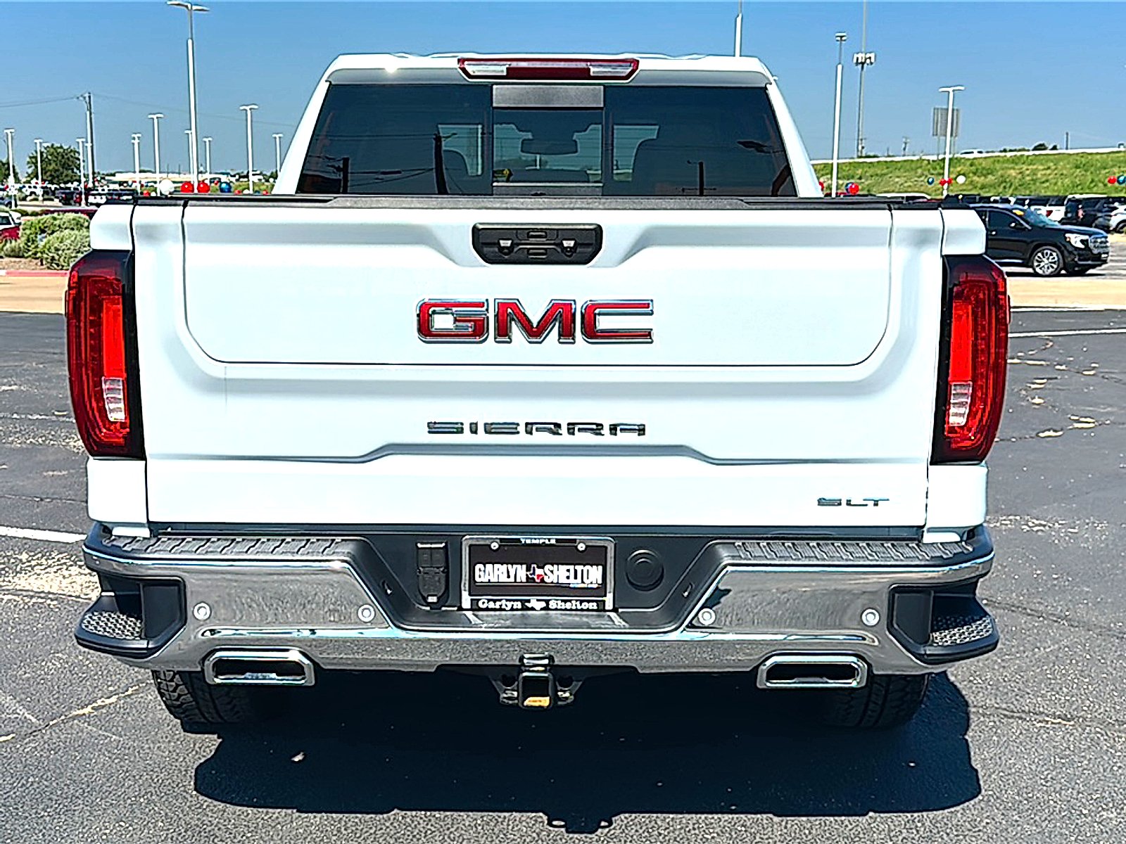 Used 2026 Glacier White Tricoat GMC SLT image 7