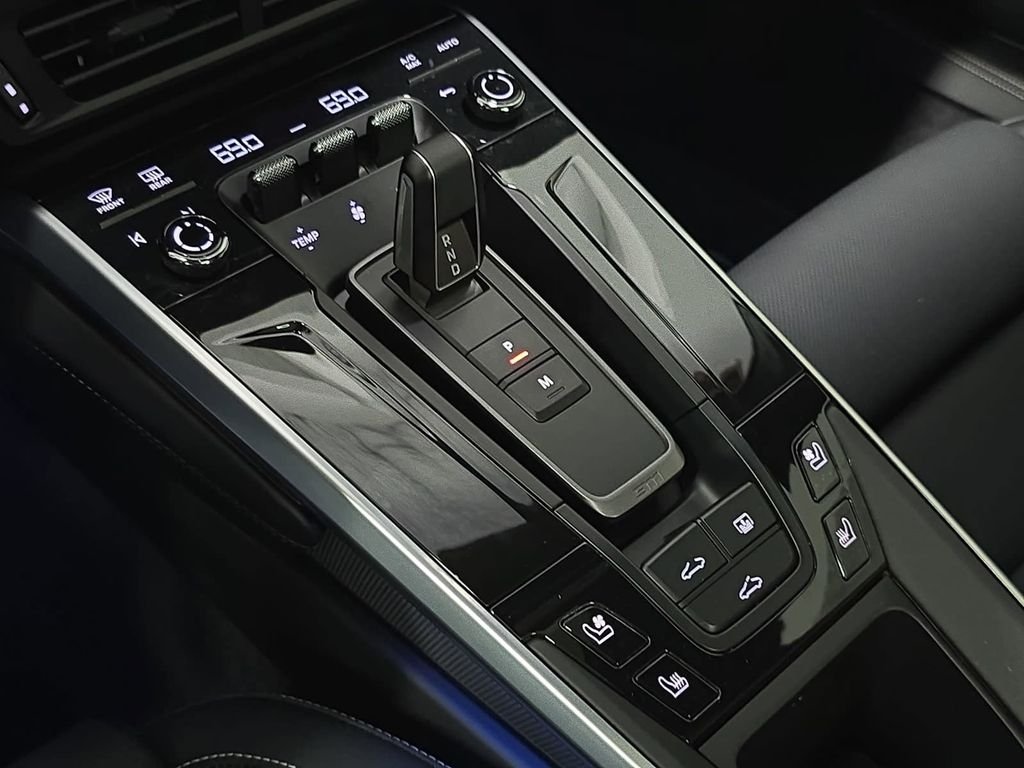 Certified Used 2025  Porsche Carrera 4 GTS image 20