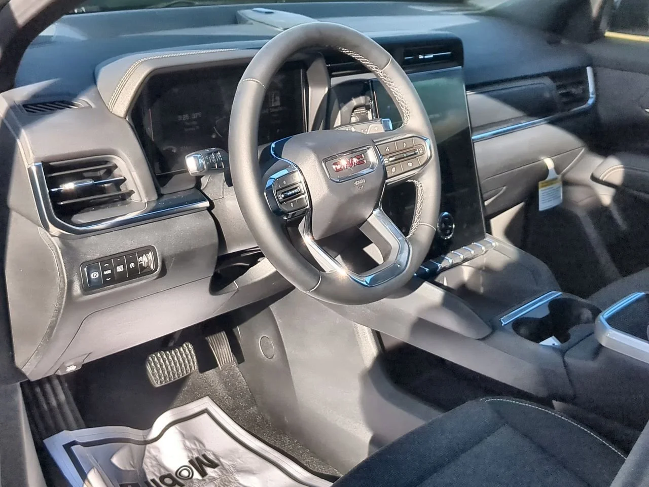 New 2026 Sterling Metallic GMC Elevation image 10