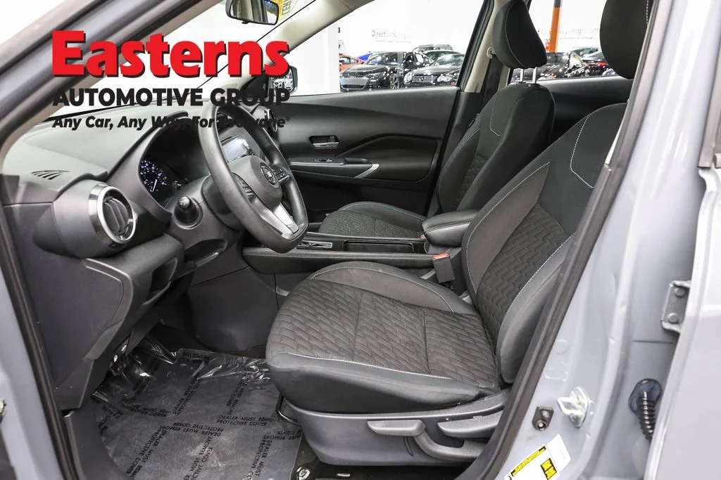 Used 2021 Gray Nissan SV image 14