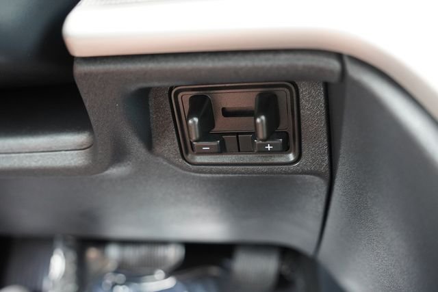 2025 Ford Expedition Active - Photo 36