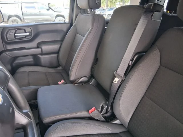 Used 2023 White Chevrolet Custom image 18