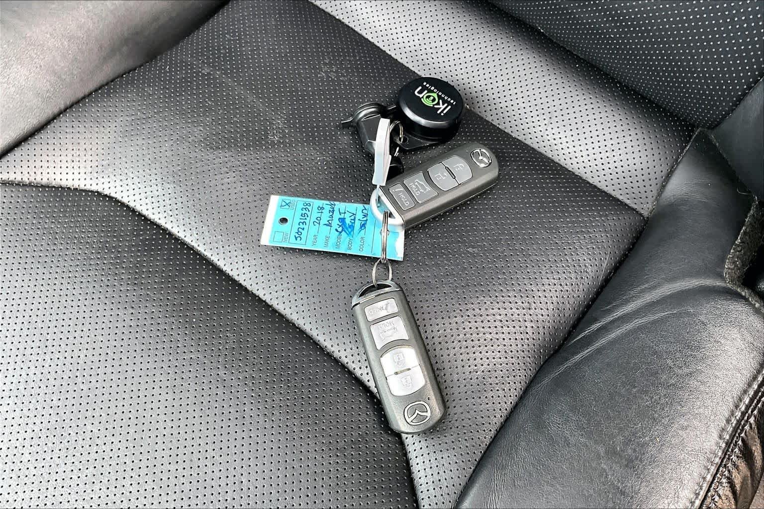 Used 2018 Sonic Silver Metallic Mazda Touring image 15