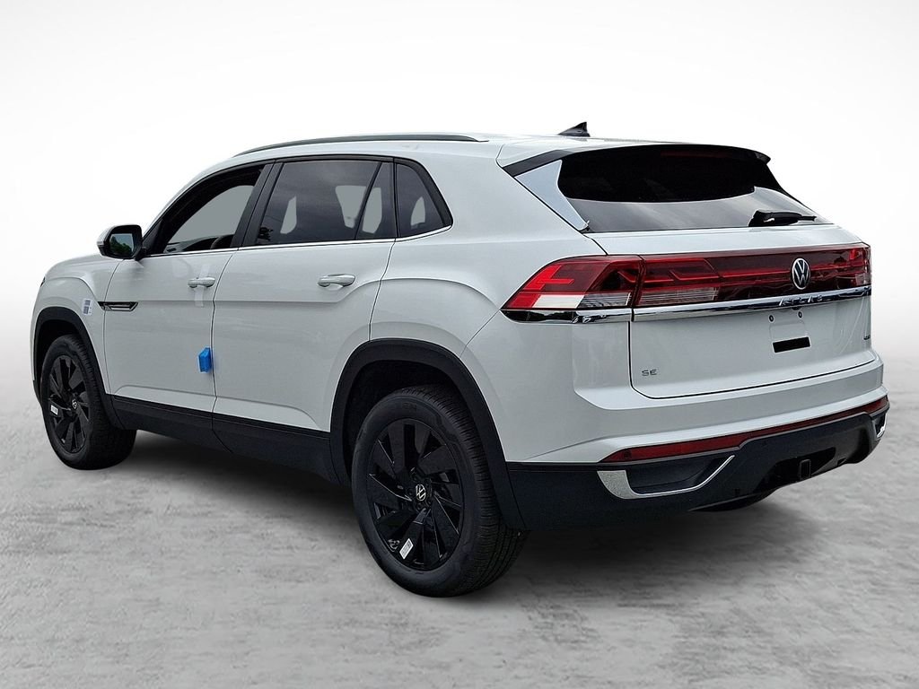 New 2026 White/off-white Volkswagen SE w/Technology image 3