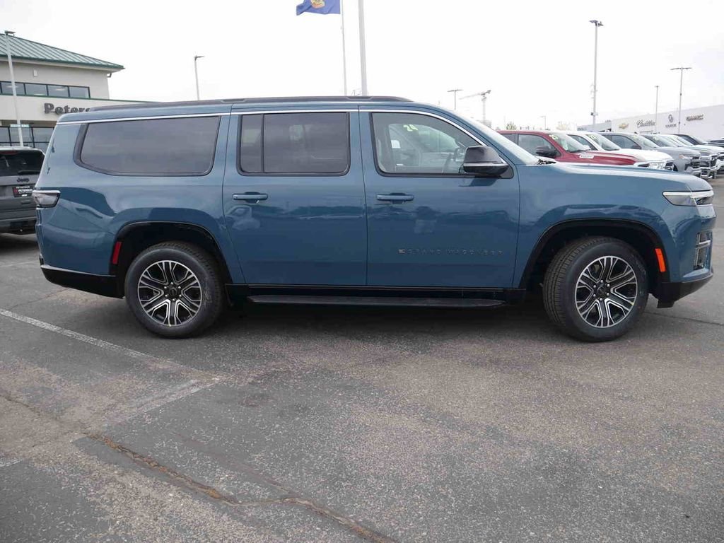 New 2026 Steel Blue Exterior Paint Jeep Grand Wagoneer image 21