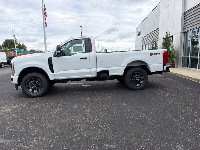 New 2027 Oxford White Ford XL image 22