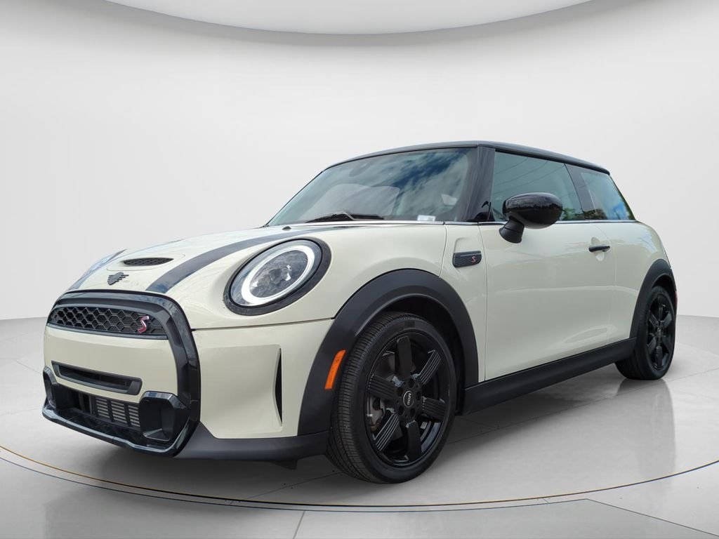 2023 MINI Cooper Cooper S 3 Door's photo