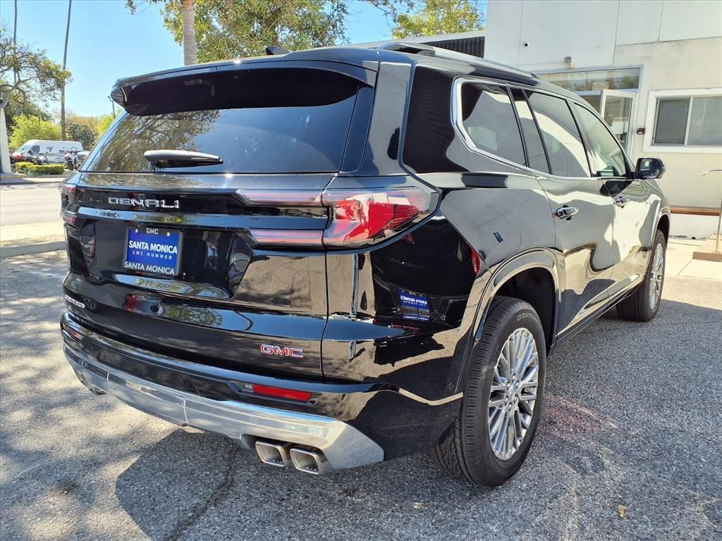 2026 GMC Acadia Denali - Photo 8