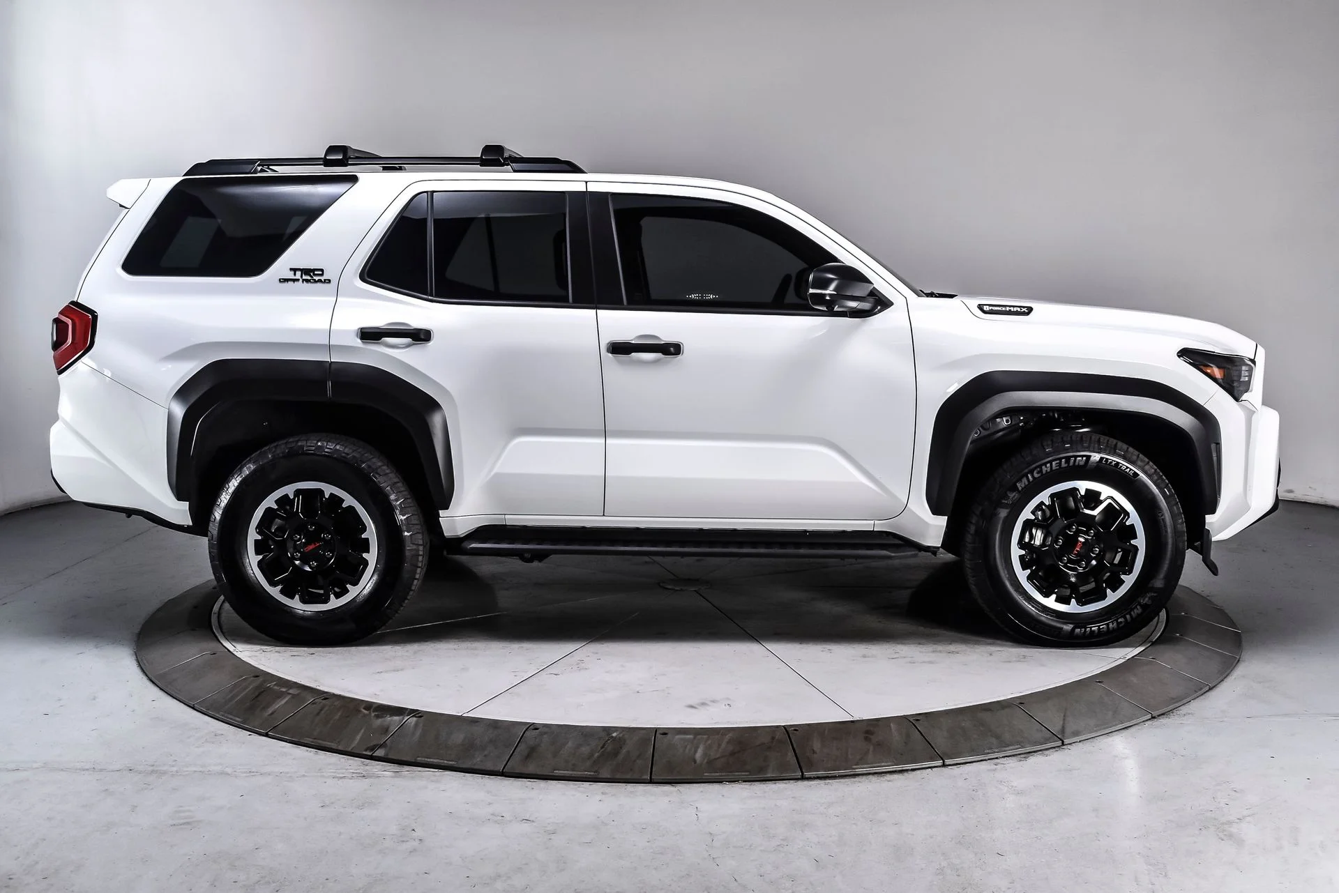 Used 2025 Ice Toyota TRD Off Road Premium image 7