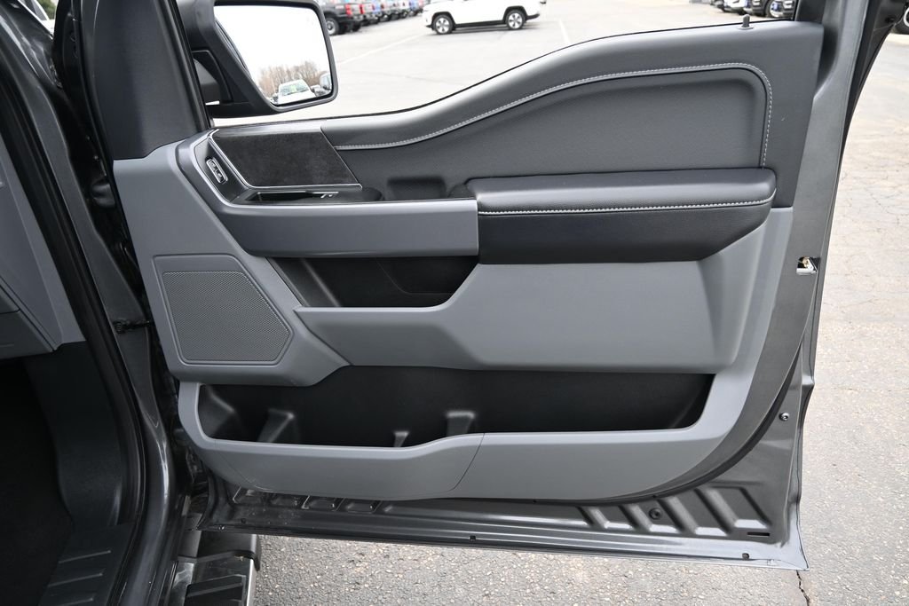 Used 2025 Gray Ford XLT image 23